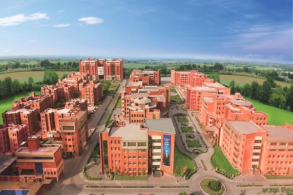 Amity_University_(Gwalior)_testprepkart_61c554033130e (1)