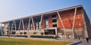 Amrut Mody School of Management